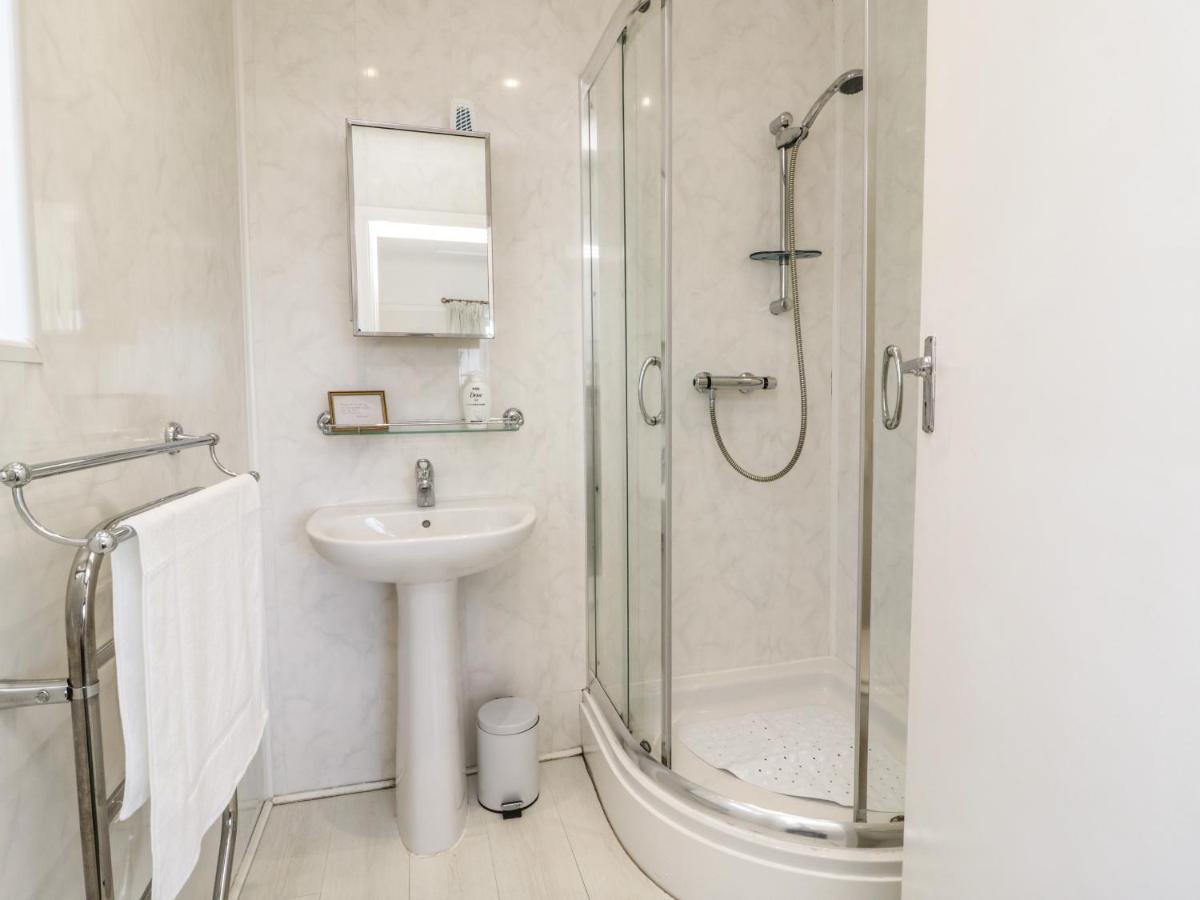 Burwood Villa Колуин Бей Екстериор снимка